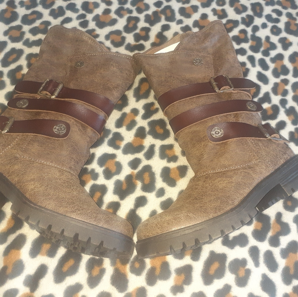 Blowfish boots